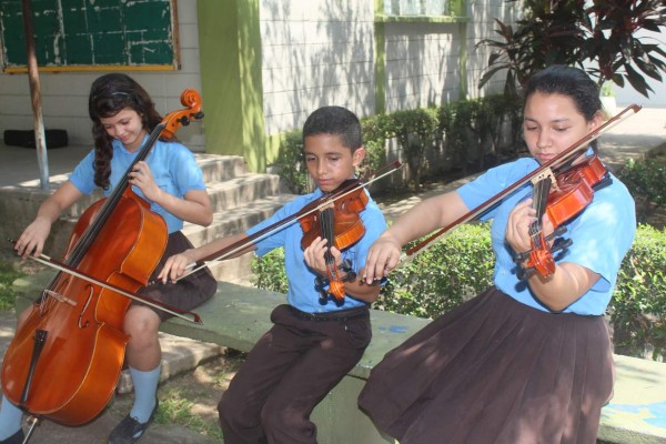 Jóvenes deleitarán con dos conciertos benéficos para la Victoriano