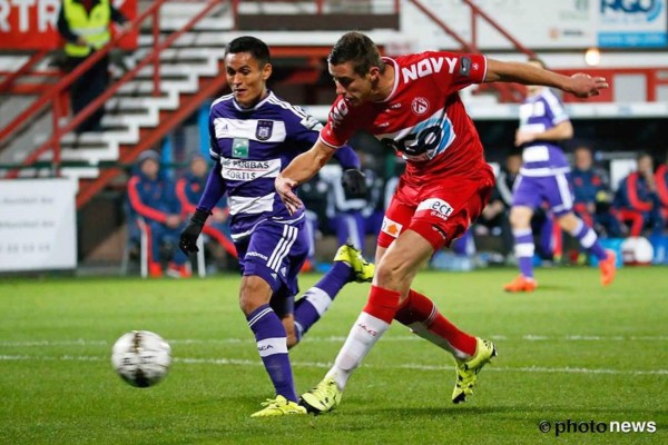 Nájar reapareció en empate del Anderlecht