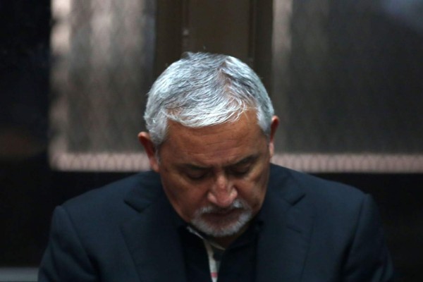 Piden que inmueble del expresidente Otto Pérez pase al Estado