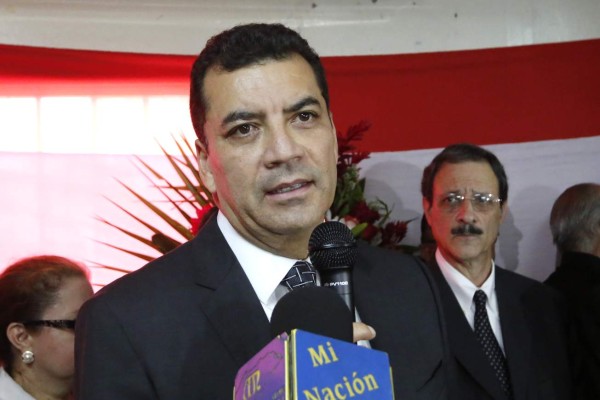 'El interés de imponerse polariza y mata al país”