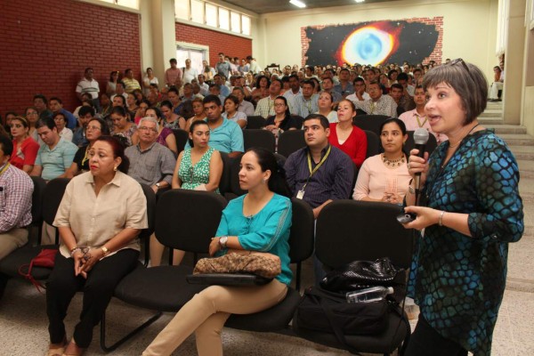 Estudiantes tendrán mayor peso en la evaluación de docentes