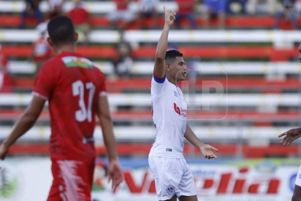 Video: Carlos Pineda marcó el primer gol del tricampeón Olimpia en el Apertura 2021