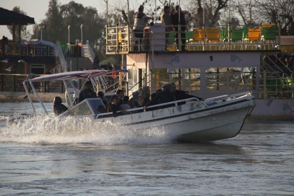 Naufragio en río Tigris deja al menos 100 muertos en Irak