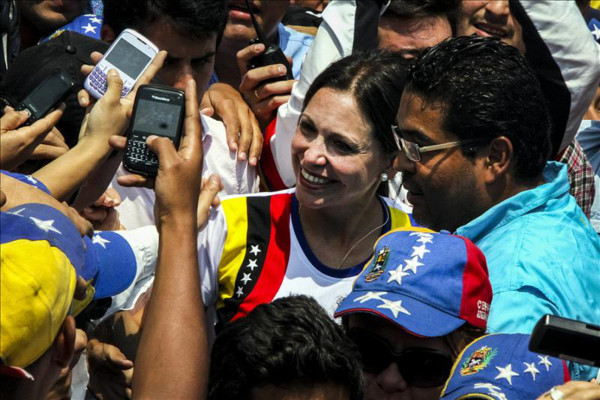 Machado viaja a la OEA para hablar sobre el caso venezolano