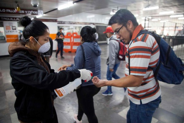 Menos reuniones y más jabón, así cambiarán las oficinas con el coronavirus