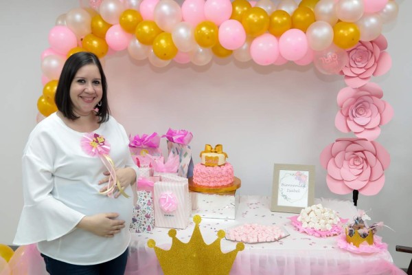 Agasajo maternal para Karen Antúnez