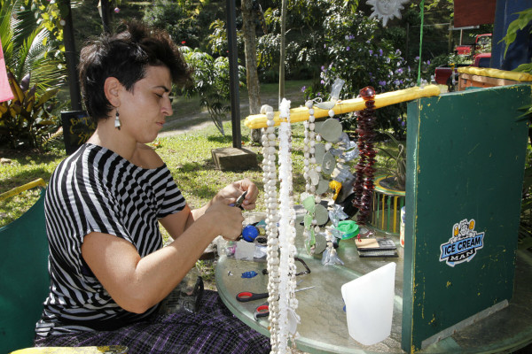 Yioula, la reina del reciclaje en Honduras  