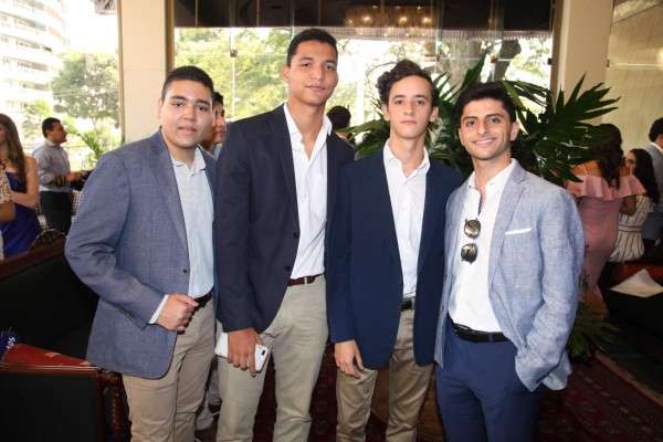 Desayuno de la clase 2019 de la EIS