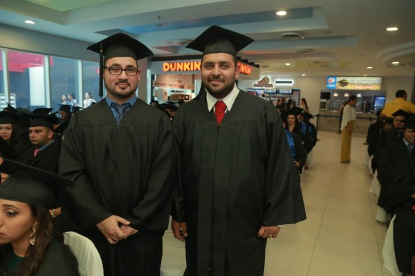 Alegría por graduaciones de Unitec y Ceutec