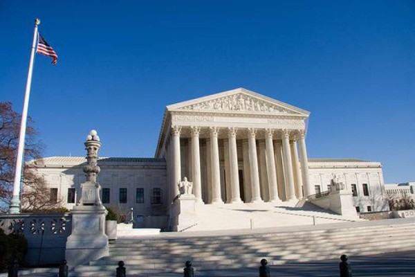 Gobierno de EUA volverá a apelar decreto migratorio ante Corte Suprema