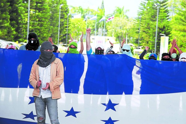 Segundo período en la Unah corre el riesgo de ser 'autocancelado”