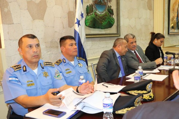 Un grupo de especialistas investiga las amenazas contra pastores evangélicos