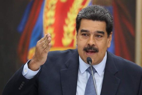 Maduro avala un adelanto de elecciones parlamentarias para este año
