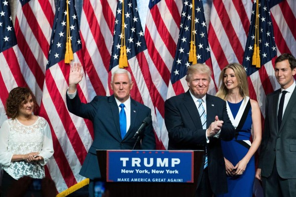 Fórmula Trump-Pence aparece junta por primera vez