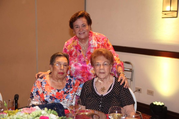 Despedida de soltera para Cecilia Victoria Prieto