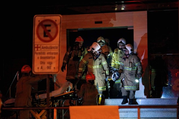 Incendio en Hospital de Río de Janeiro deja al menos 11 muertos