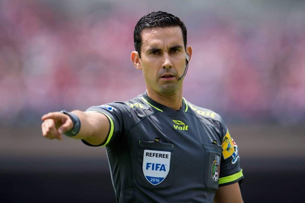Nombran árbitros mexicanos para el Costa Rica- Honduras