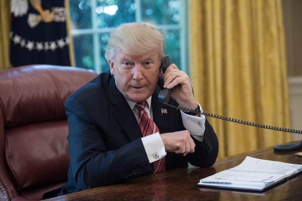 Trump desmiente que espías rusos hayan intervenido su teléfono