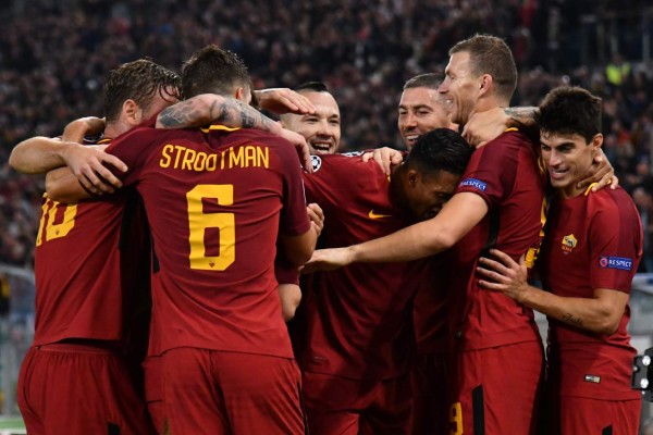 La Roma golea al Chelsea y acaricia la clasificación