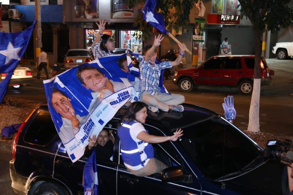 Con caravanas, nacionalistas reafirman apoyo a Hernández