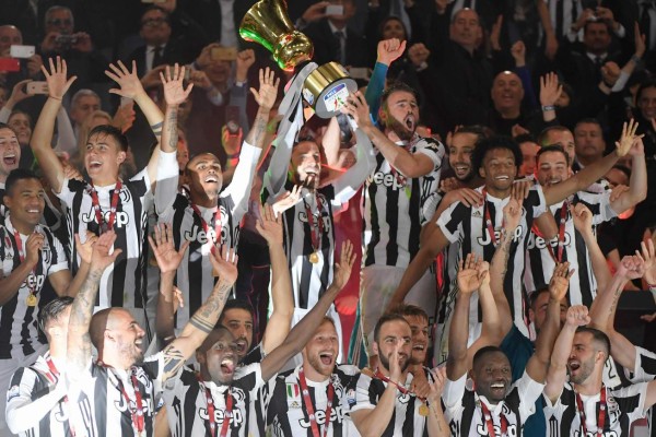 La Juventus goleó al Milan y se consagró campeón de la Copa Italia