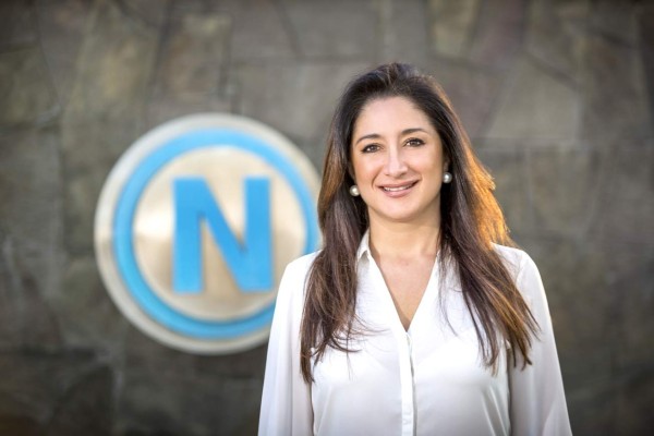 Bukele envía a una de sus ministras a cuarentena tras viaje a México