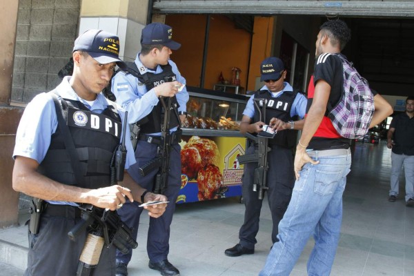 Ejecutan operativo en Gran Central Metropolitana