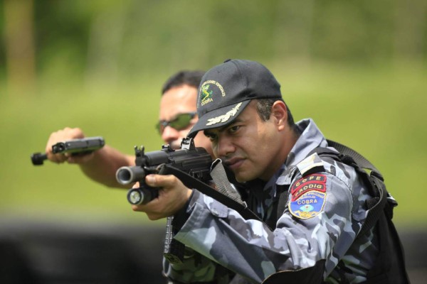 Actor hondureño Álvaro Matute, entre héroe y villano