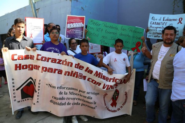 Unas 500 personas VIH positivo en riesgo de muerte