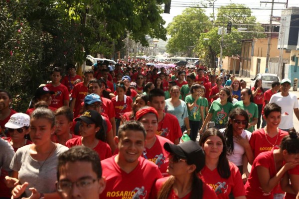 Iglesia católica inaugura Mes de la Juventud