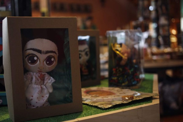 Frida Kahlo, 110 años de una artista marcada por el dolor y su propio mito