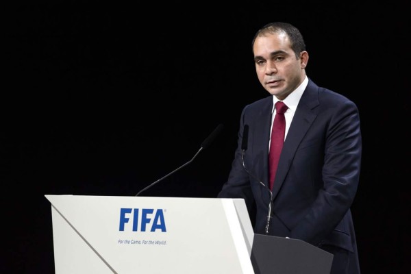 Ali bin al Hussein: 'Si así lo quieren, me postularé a la presidencia de la FIFA'