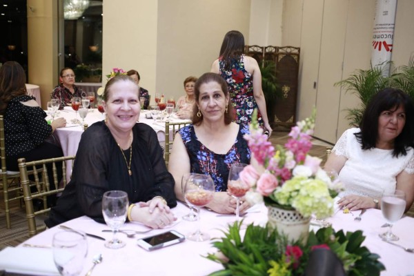 Despedida de soltera en honor a Daniella Bendeck