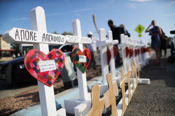 Obama denuncia las políticas racistas de Trump tras tiroteos en EEUU