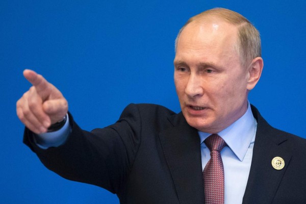 Putin defiende a Trump y dice que no reveló secretos a Rusia