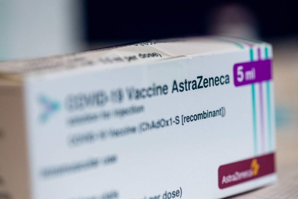 Retiran un lote de AstraZeneca tras la muerte de una vacunada en Austria