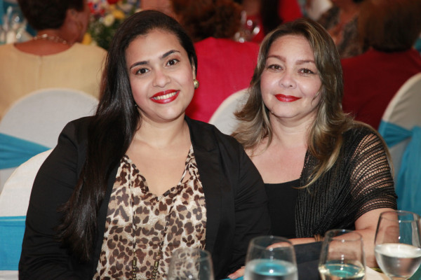 El enfoque es el altruismo total