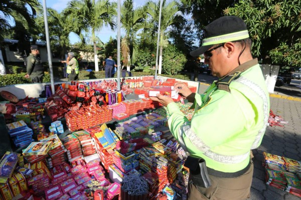 Decomisan pólvora en Medina
