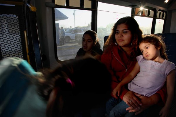 Miedo invade a inmigrantes ante anuncio de redadas