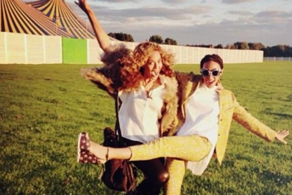 Rihanna, ¿el motivo de las patadas de Solange a Jay Z?