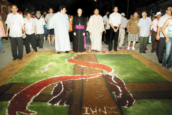 Masiva concurrencia en el Santo Entierro