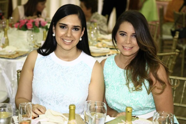 Brindis por Jessica Yuja