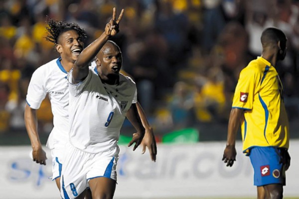 Honduras prolongó paternidad sobre una Colombia con varios problemas