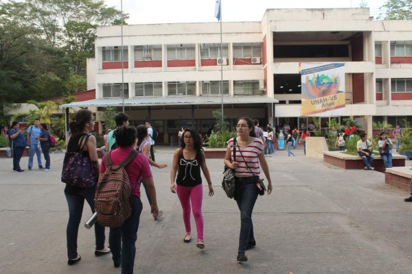 Hoy inicia el proceso de matrícula en la Unah-VS