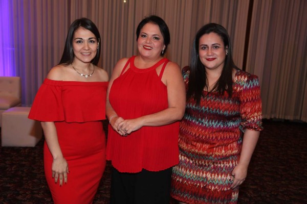 AeroMéxico celebra por sus éxitos