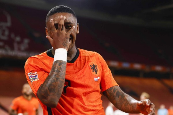 Holanda abrió el ciclo sin Ronald Koeman con un triunfo sobre Polonia