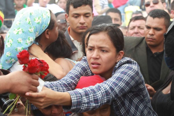 'La familia de Bertha Cáceres no es carne para aves de rapiña'