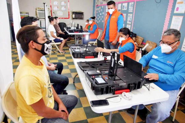 Retoman proceso de enrolamiento para quienes no pudieron censarse