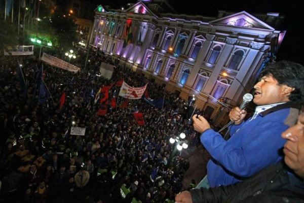 Francia felicita a Evo Morales por su reelección