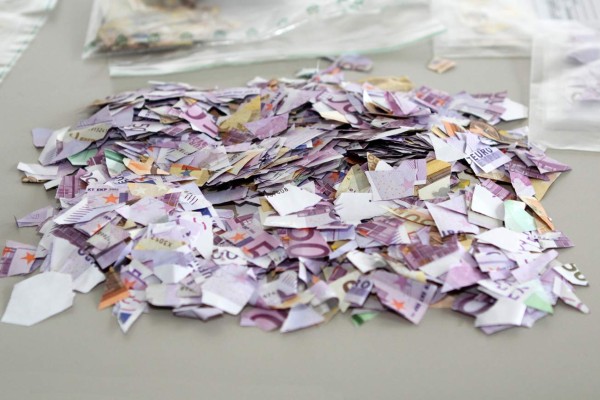 El misterio de los billetes rotos&nbsp;&nbsp;